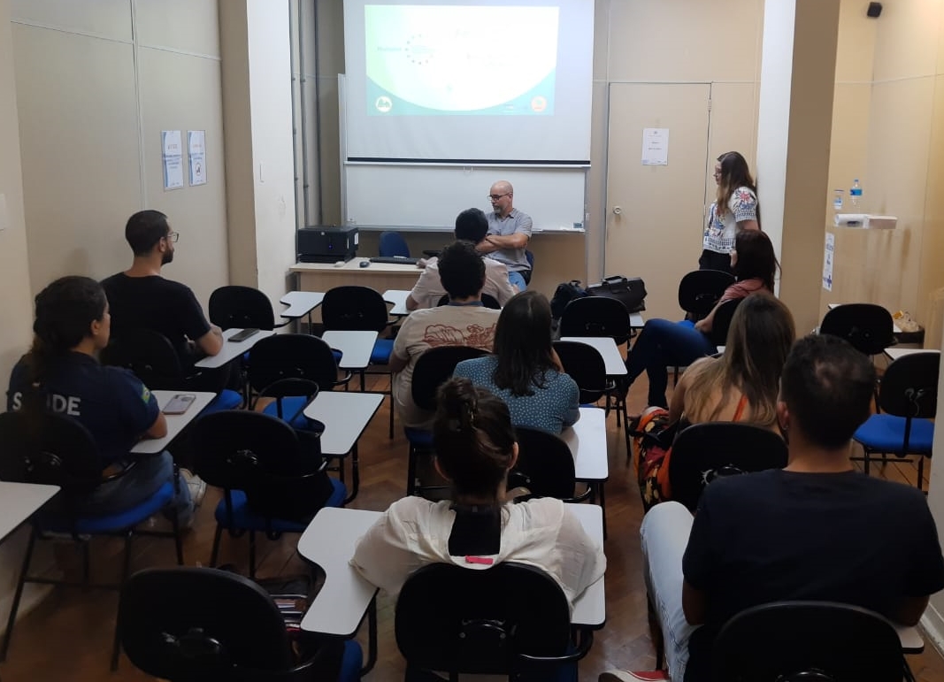 AULA R2 – RESIDÊNCIA MÉDICA EM SAÚDE DA FAMÍLIA E COMUNIDADE.