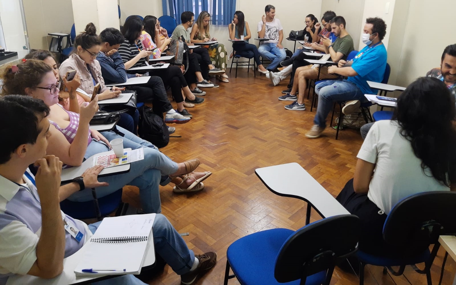 AULA R2 – RESIDÊNCIA MÉDICA EM SAÚDE DA FAMÍLIA E COMUNIDADE.