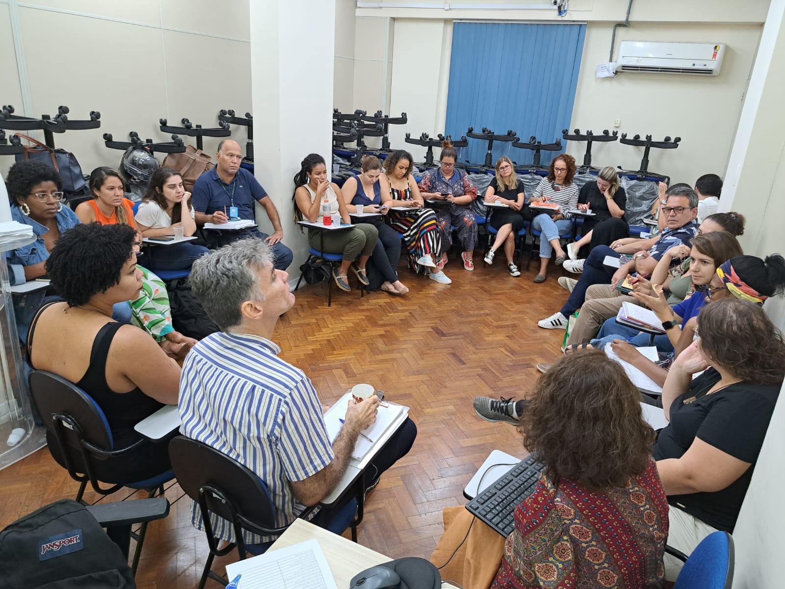 AULA DA TURMA 05 – MESTRADO PROFISSIONAL EM ATENÇÃO PRIMÁRIA À SAÚDE – ENSP/FIOCRUZ E SMS-RJ