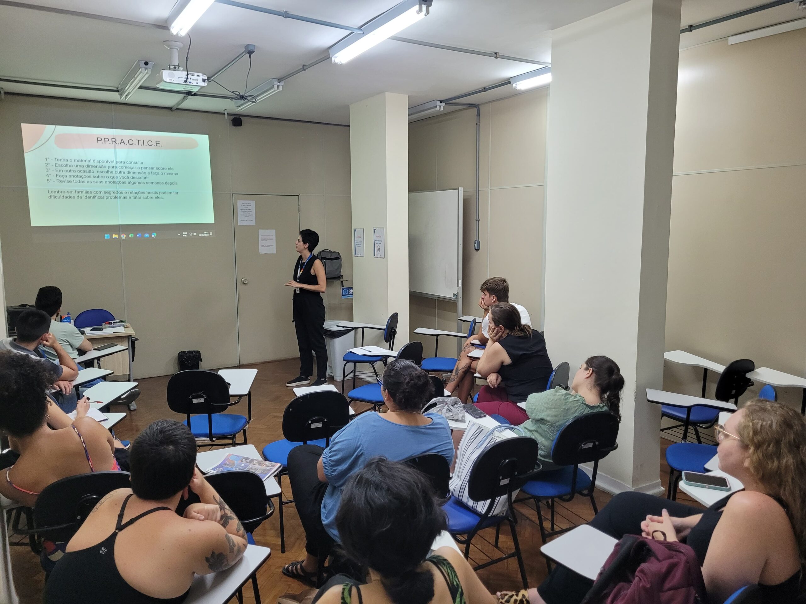 Aula R1 – Programa de Residência em Medicina de Família e Comunidade