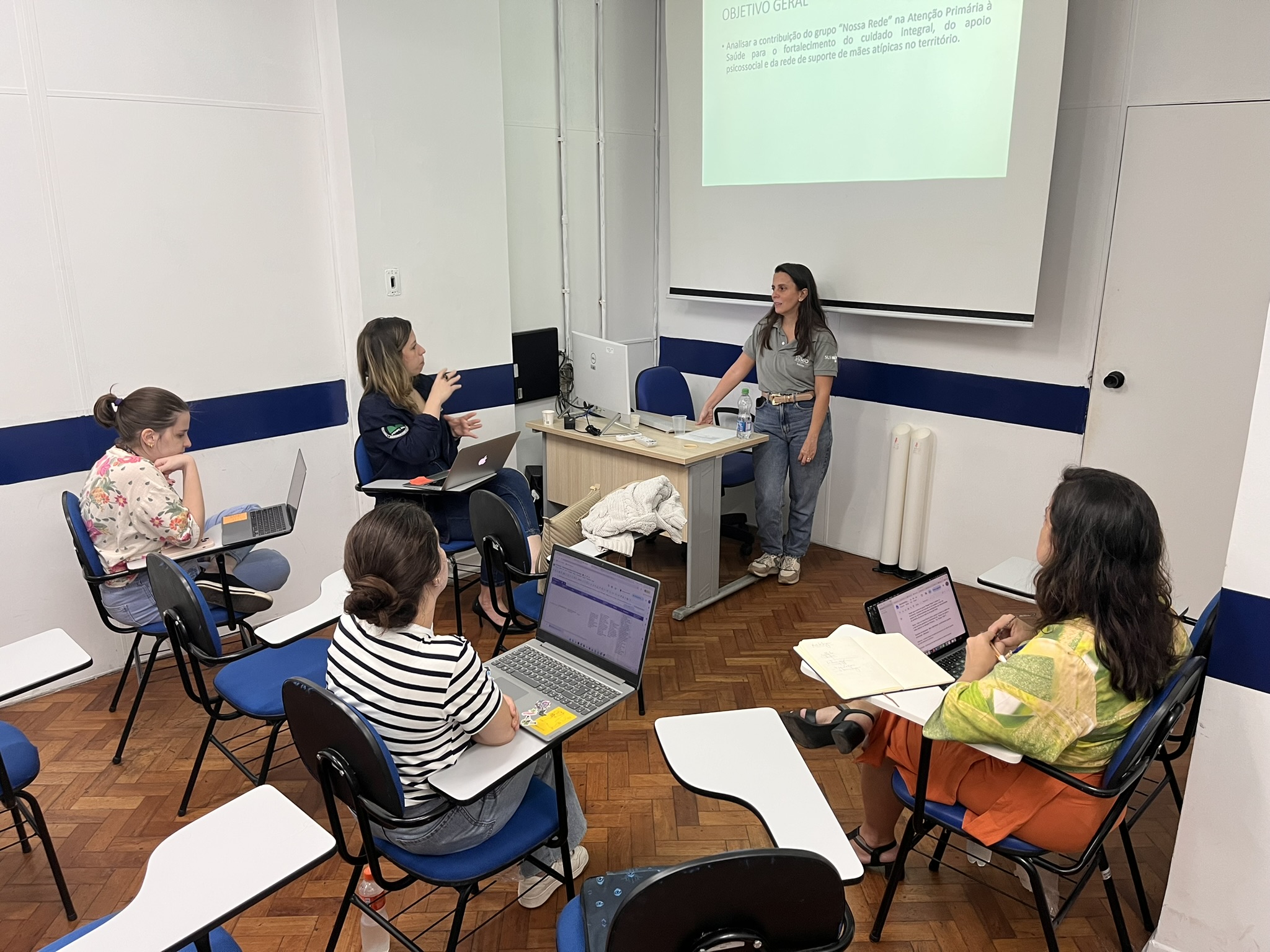Apresentação de Trabalho de Conclusão de Residência (TCR) – Programa de Residência em Medicina de Família e Comunidade
